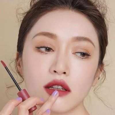 馒头型与蝴蝶型唇形的美，一种审美探讨
