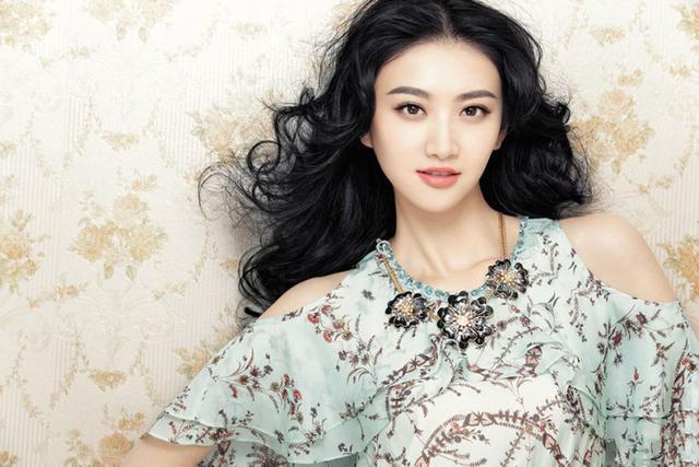 王思平整容，探索背后的故事与真相